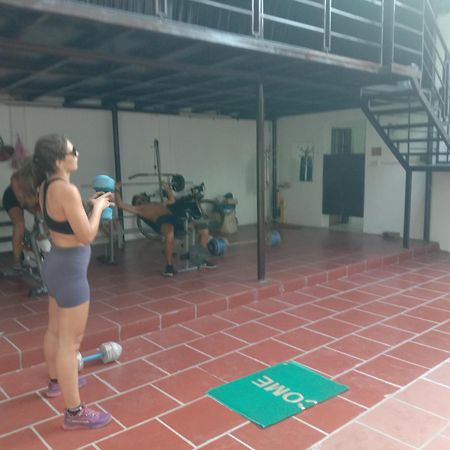 Aurora Backpackers Hostel Luang Prabang Bagian luar foto