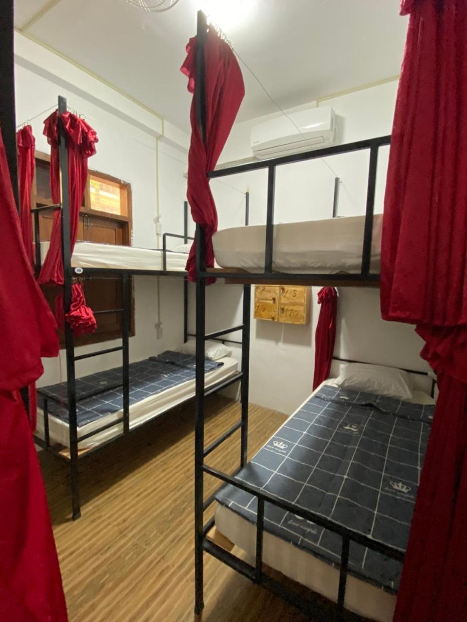 Aurora Backpackers Hostel Luang Prabang Bagian luar foto