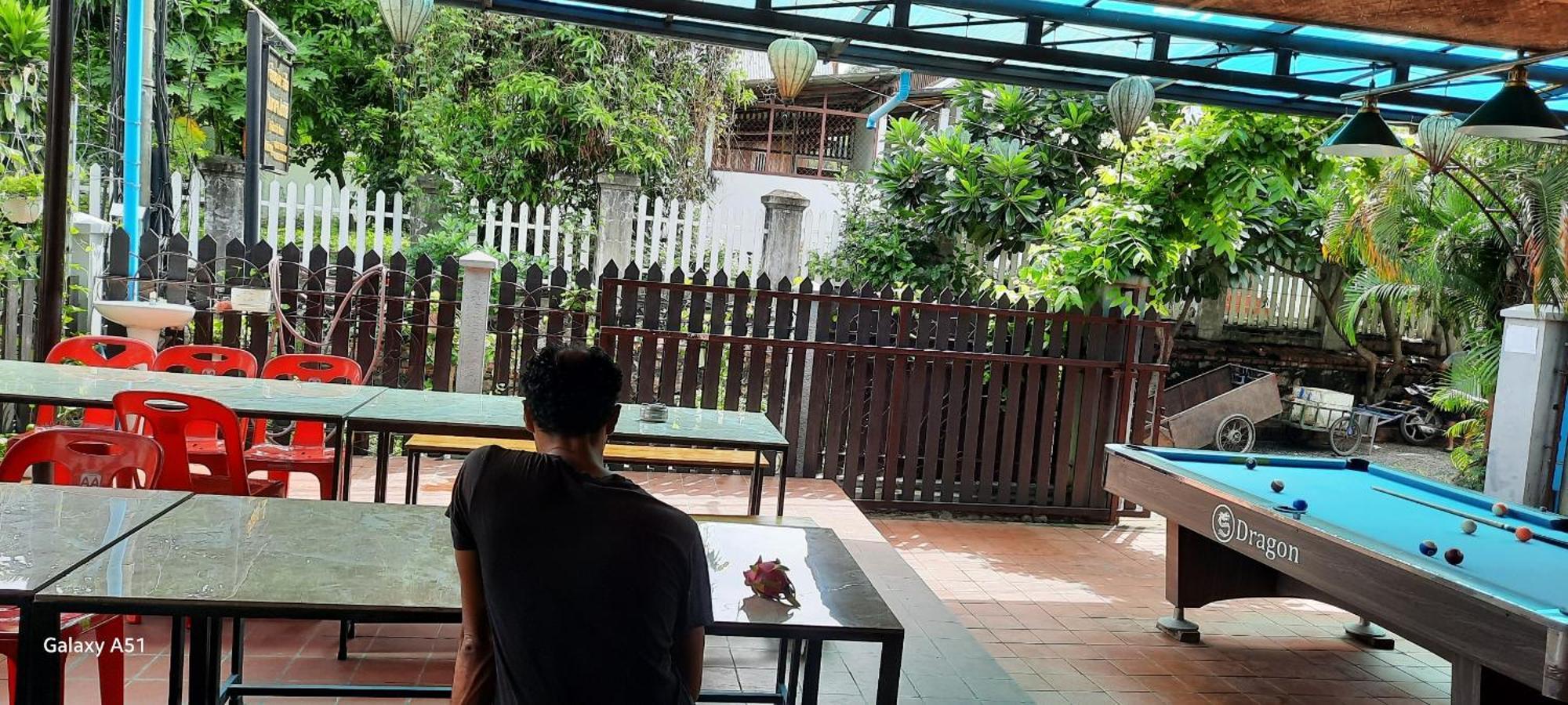 Aurora Backpackers Hostel Luang Prabang Bagian luar foto