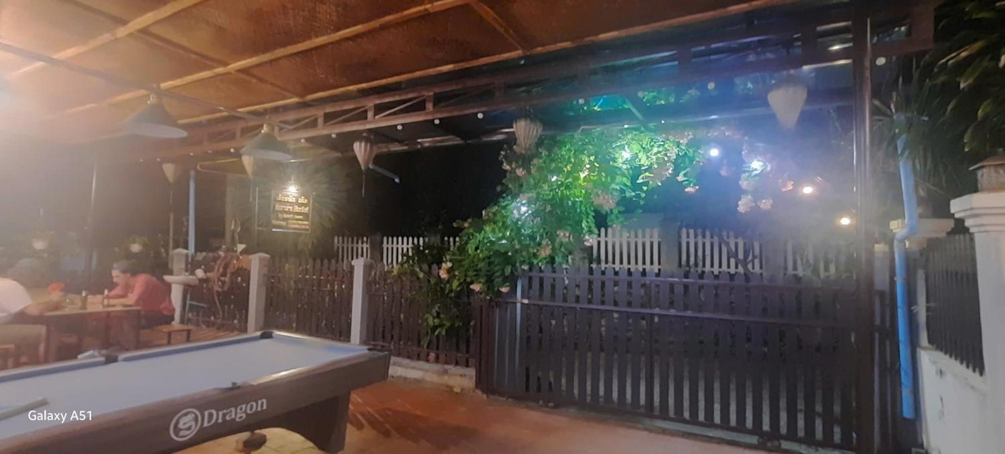 Aurora Backpackers Hostel Luang Prabang Bagian luar foto